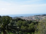 A proximit� du centre du village